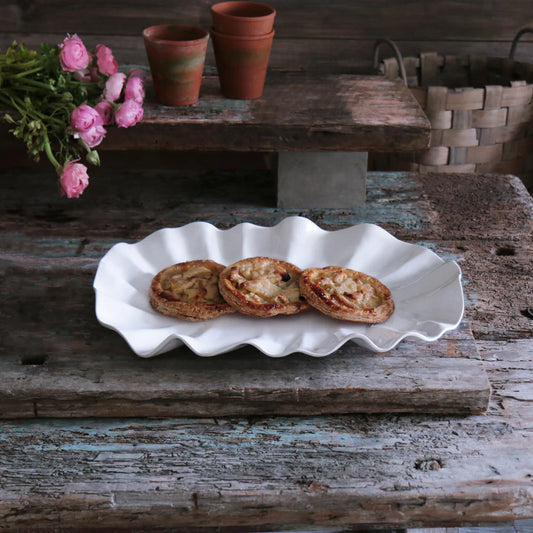 Bloom-Textured Oval Platter, 18"
