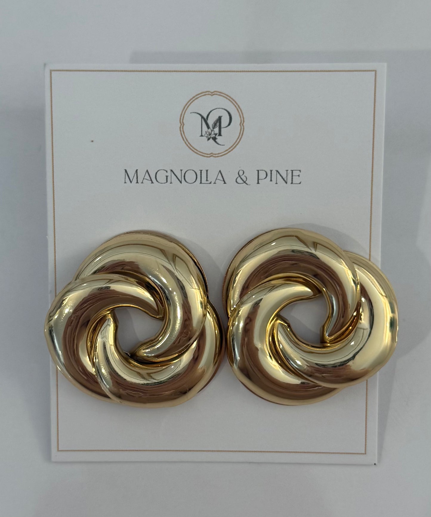 Gold Knot