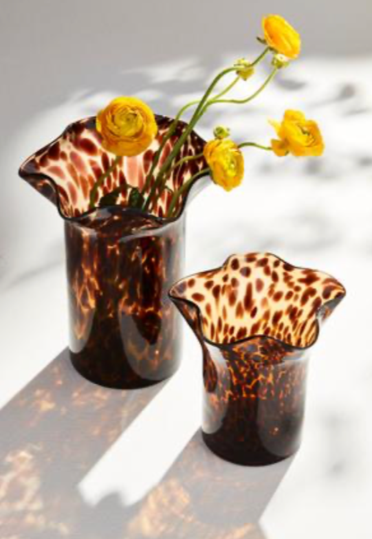 Ruffle Tortoise Vase