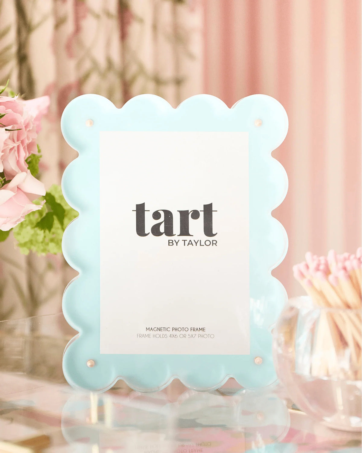 Seafoam scalloped acrylic photo frame, front view