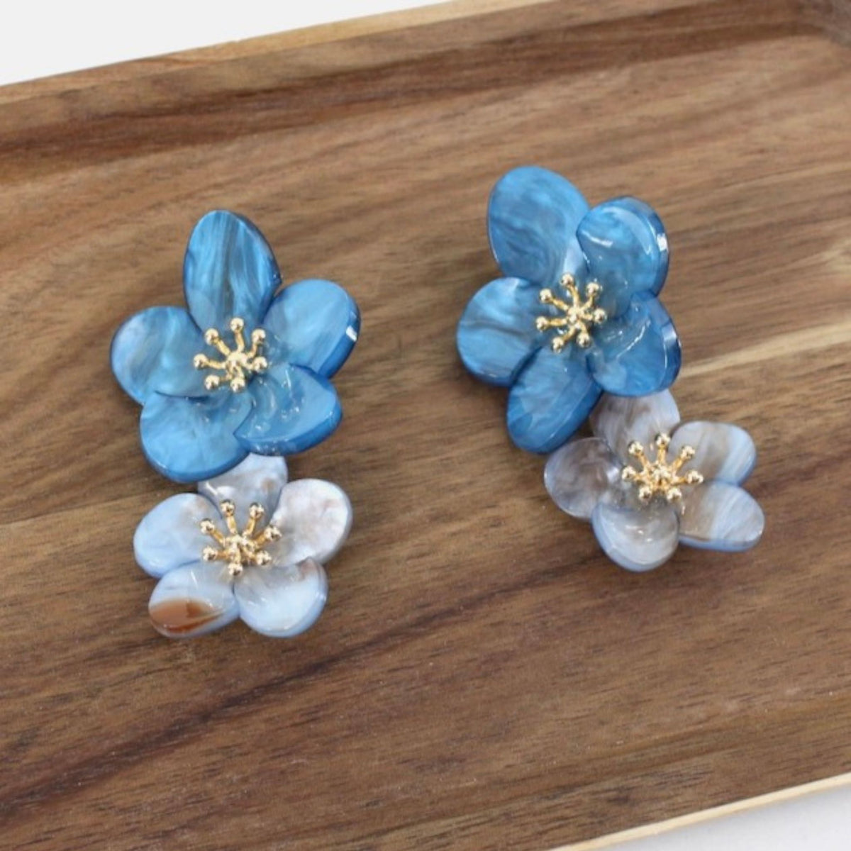 Layered Floral Dangle Earrings in blue