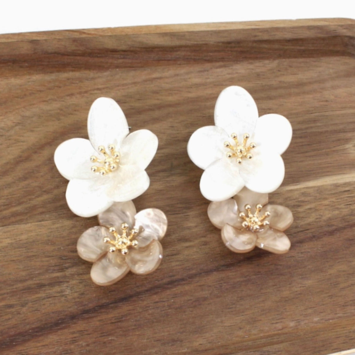Layered Floral Dangle Earrings in ivory