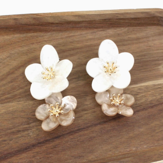 Layered Floral Dangle Earrings in ivory