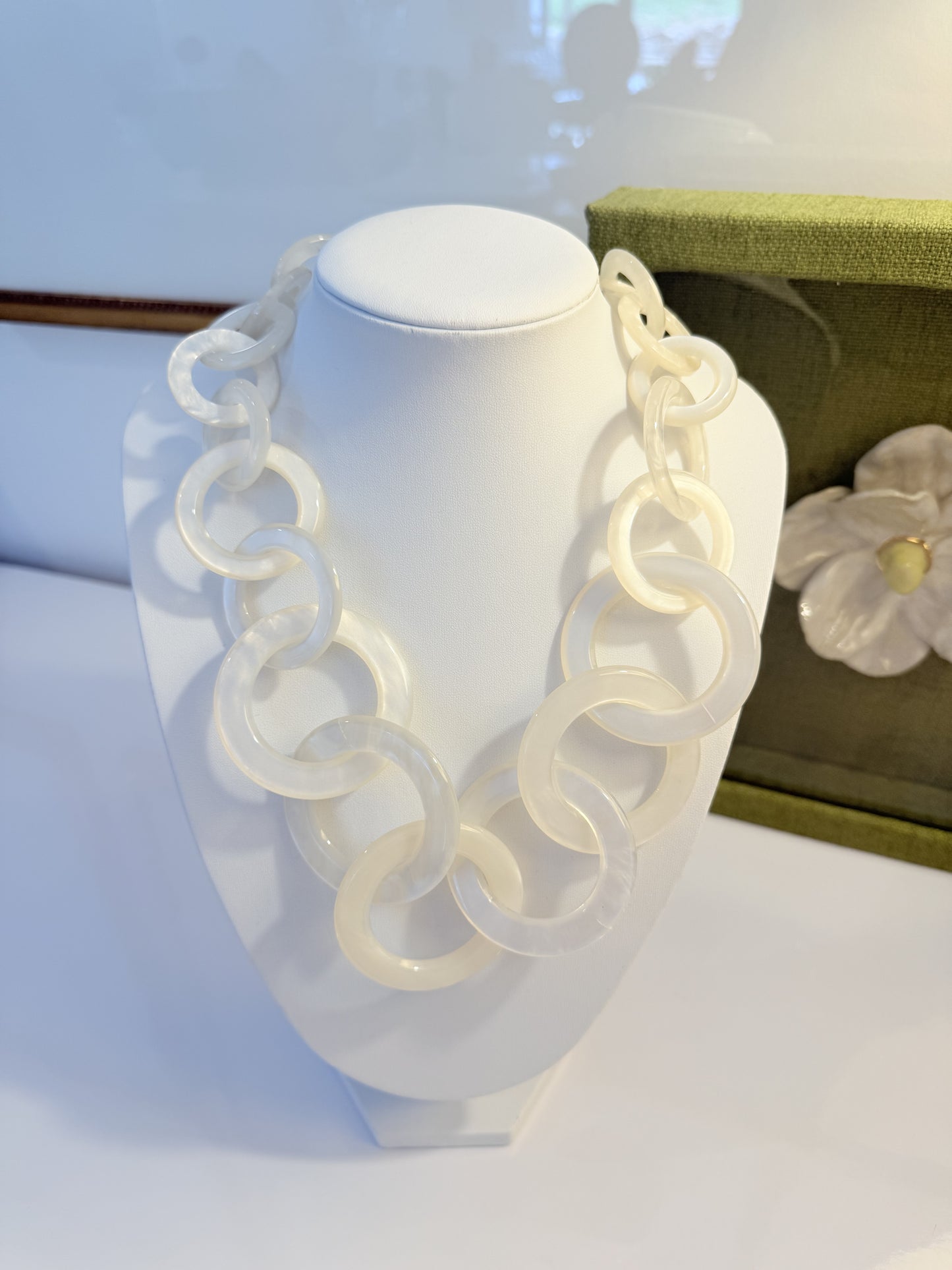 Resin Circle Necklace