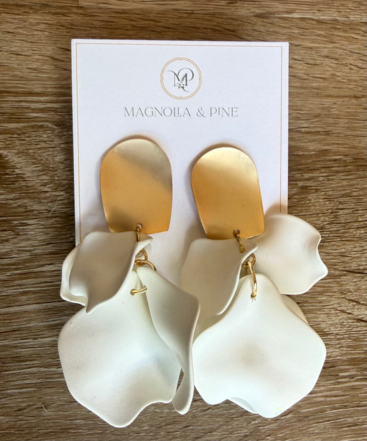 Dangle Petals