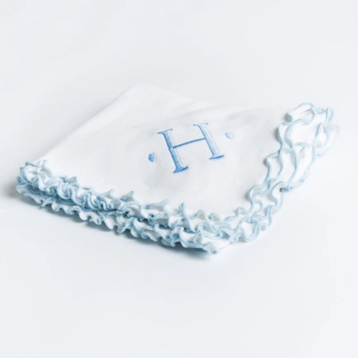 Lettuce leaf edge baby blanket in blue, 100% cotton with lettuce-edge trim