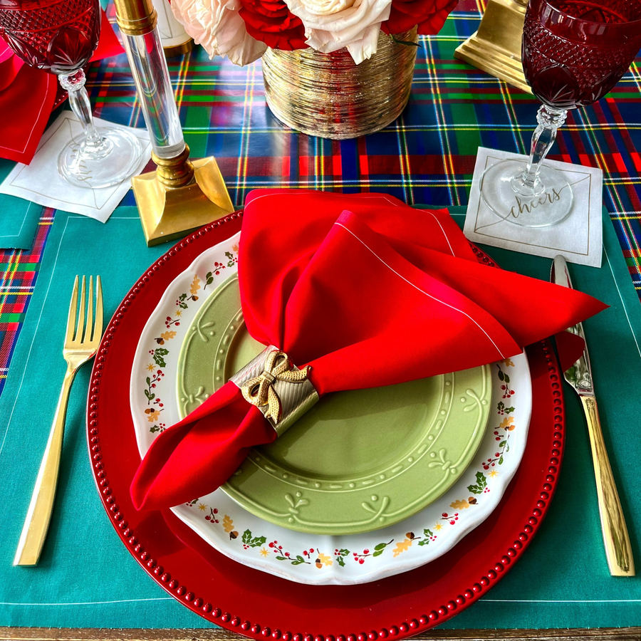 Luxury eco-friendly cotton dinner napkin, Red, styled table setting