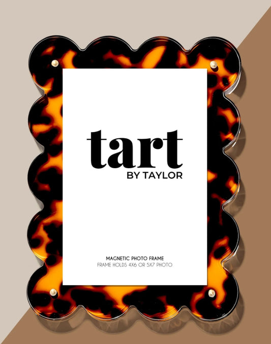 Tortoiseshell scalloped acrylic photo frame, front view